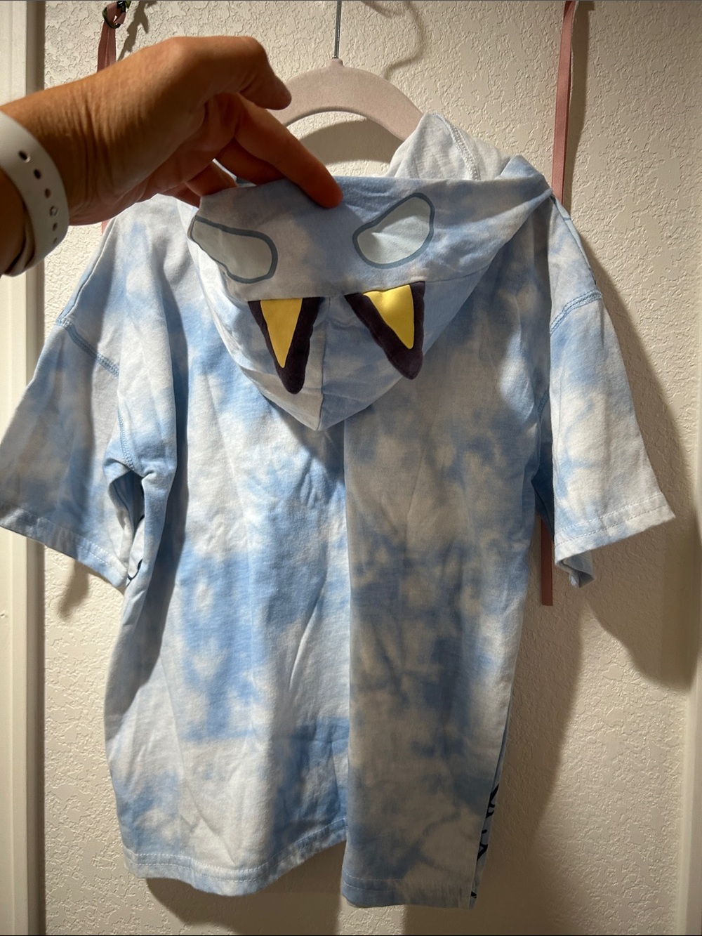 Bluey Kids' Light Blue Graphic Hooded Tee - Picture 4 of 4